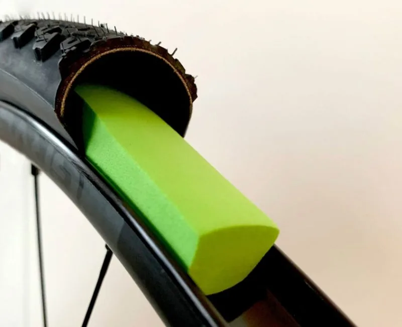 VITTORIA PRESENTA AIR-LINER GRAVEL, INSERTO DE LLANTA PARA EVITAR PINCHAZOS
