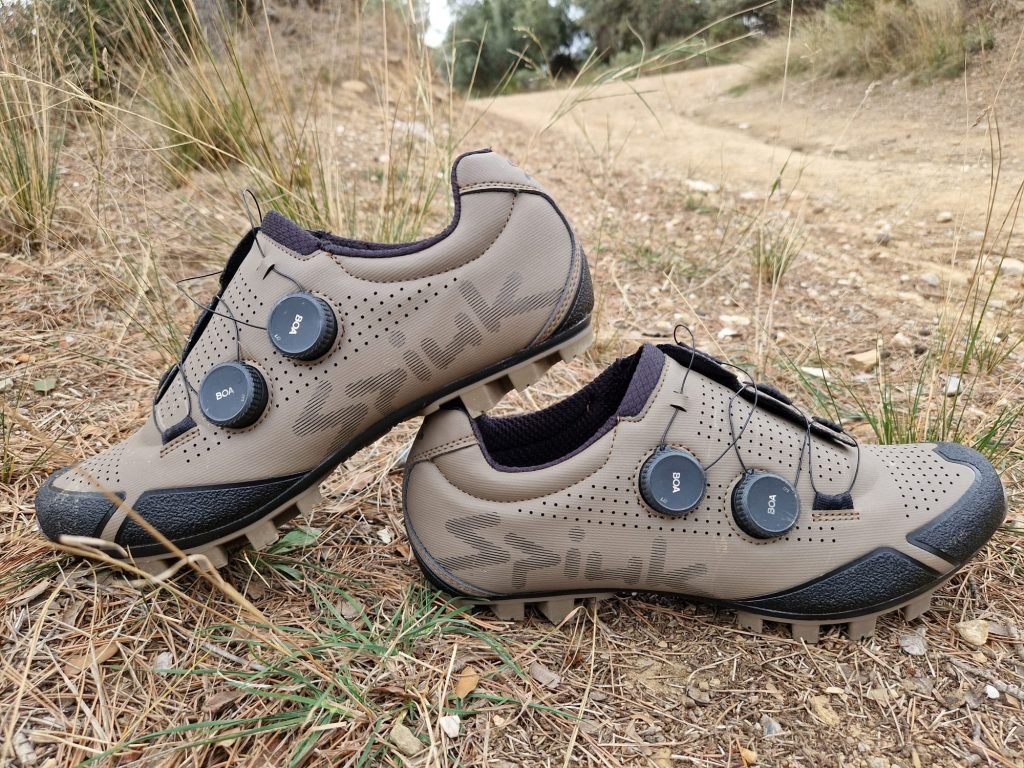 Chaussures De VTT Spiuk Loma MTB – Double Système BOA, Semelle Carbone – Pour Gravel Et VTT – Confort Et Stabilité Maxima